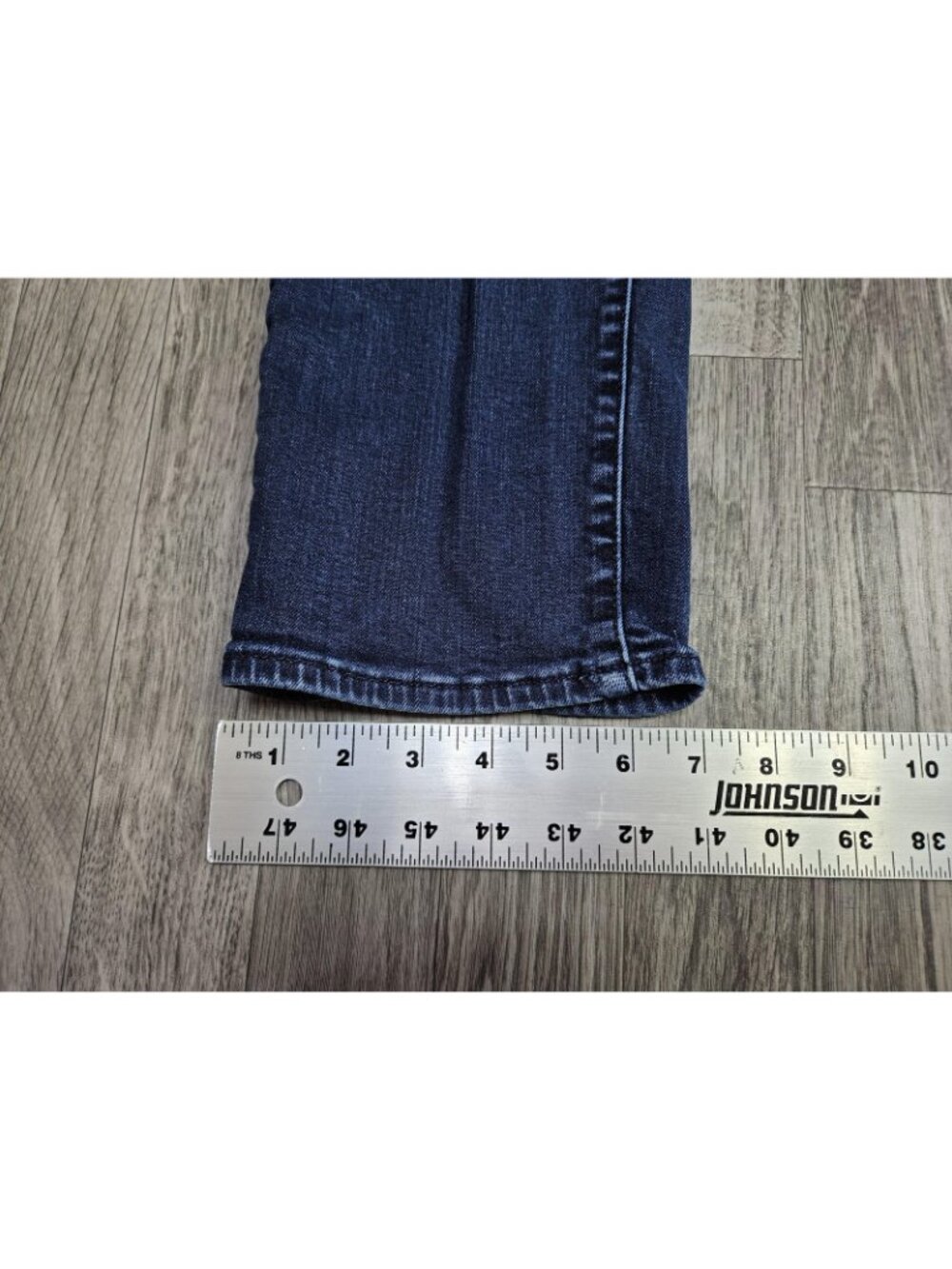 Talbots Heritage Straight Jeans Womens 10 Blue Med Wash Mid Rise Stretch Denim - Picture 13 of 13
